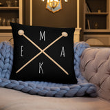 Make (Knitting Needles Compass) - Pillow