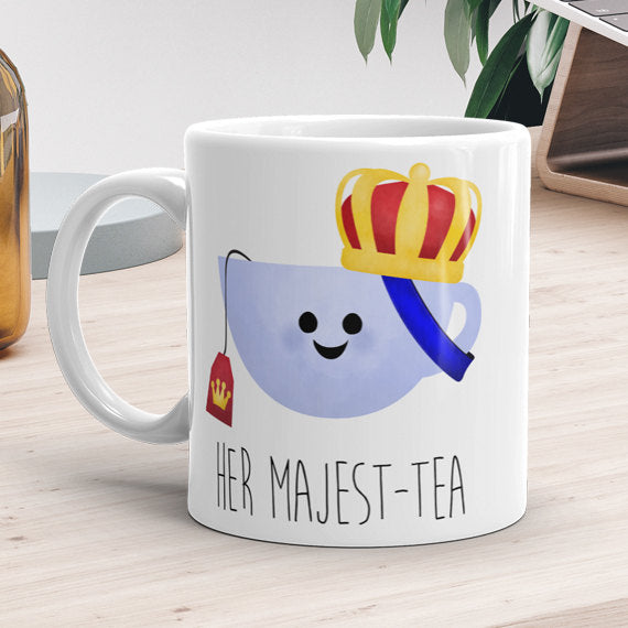 Her Majest-tea - Mug